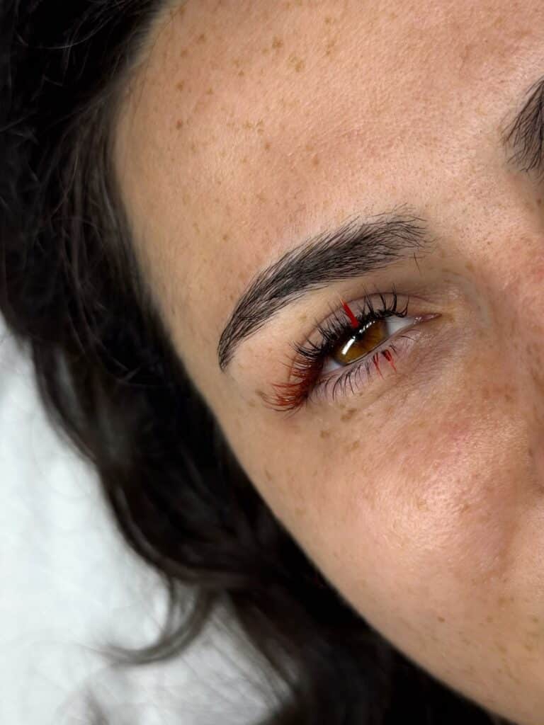 extensions de cils couleur